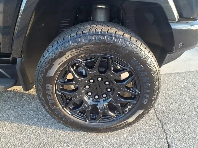 Used 2026 Void Black GMC 2X image 13