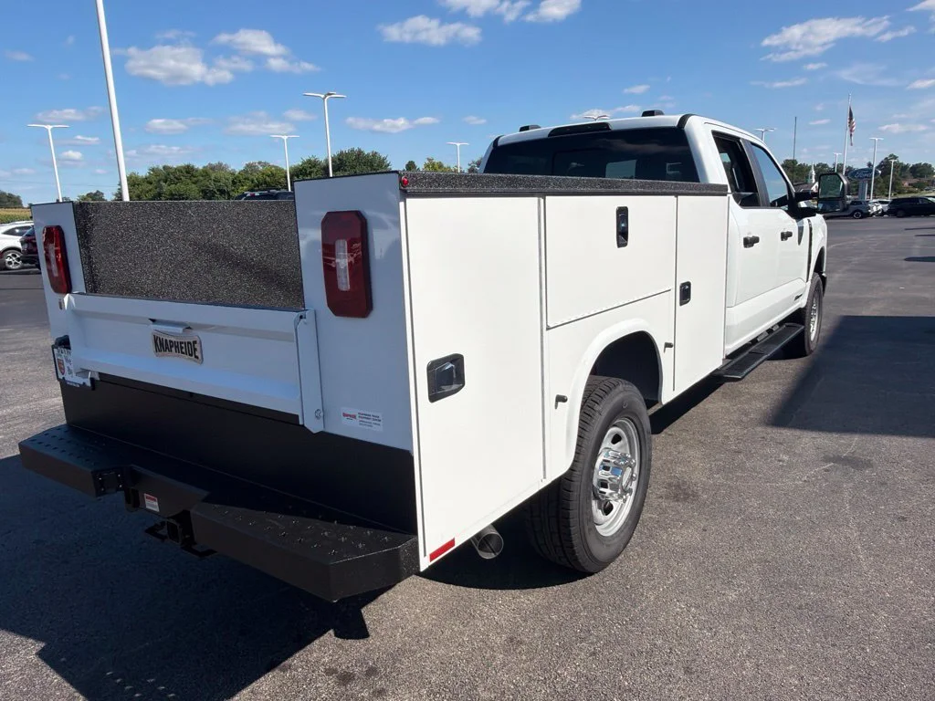 New 2026 Oxford White Ford F-350® XL image 5