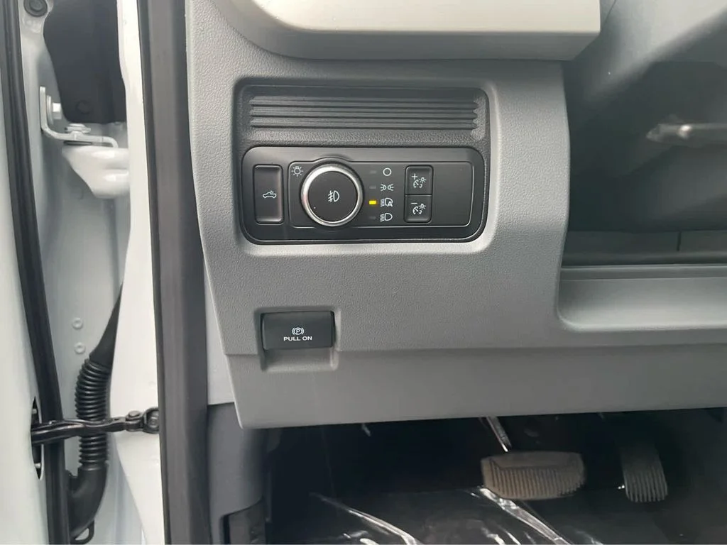 New 2026 Oxford White Ford F-350® XL image 13