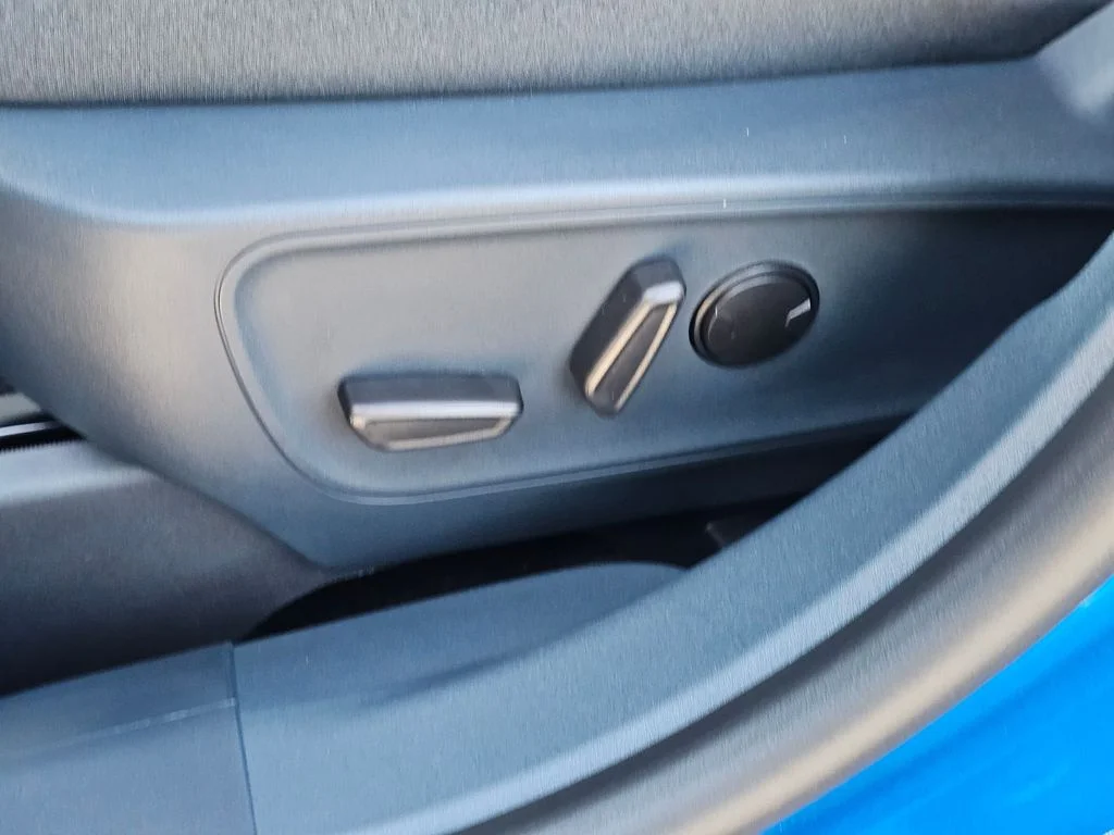 New 2025 Velocity Blue Ford XLT image 23