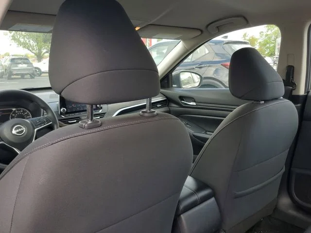 Used 2024 Gray Nissan 2.5 SV image 9