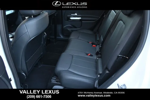 Used 2023 White Mercedes-Benz GLB 250 image 16