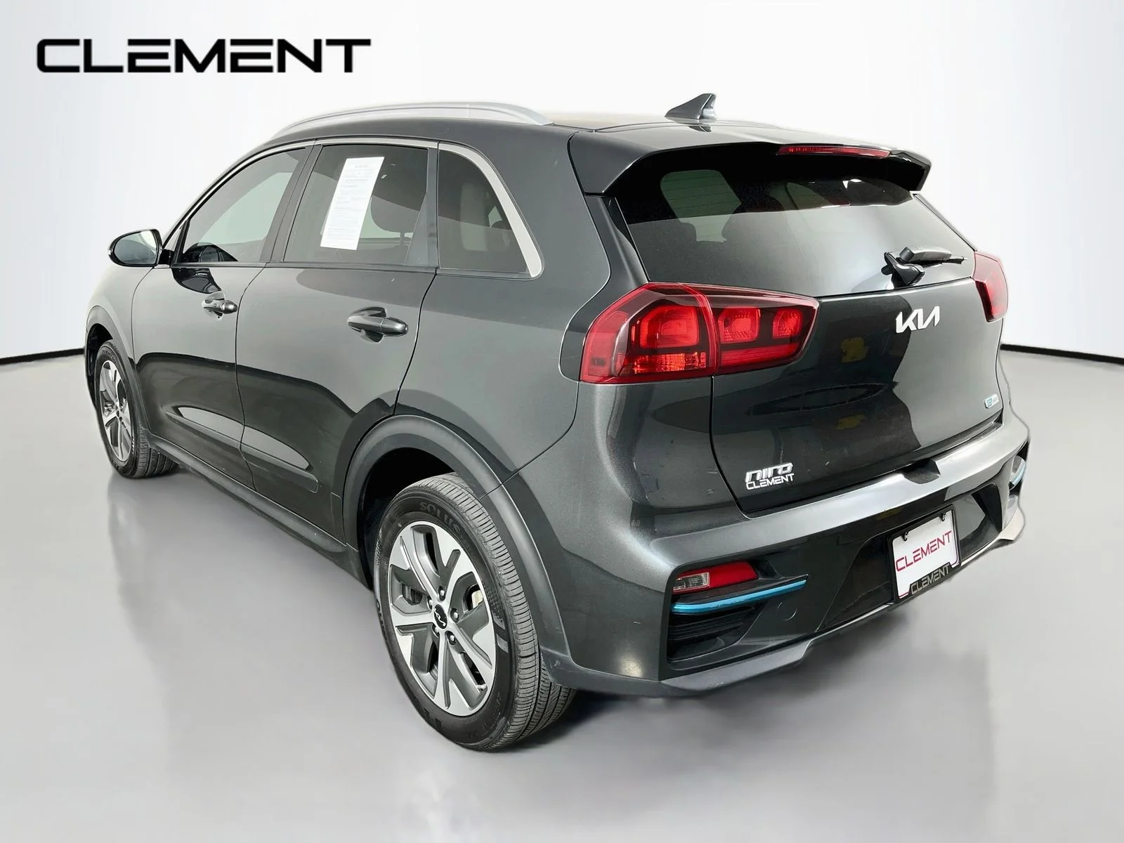 Used 2022 Gray Kia EX image 9