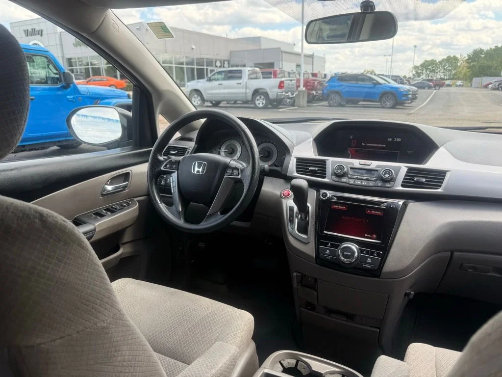 Used 2015 Gray Honda EX image 50