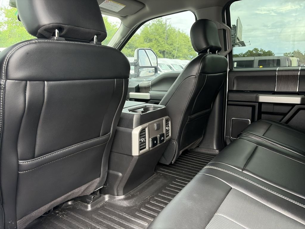 Used 2020 White Ford Lariat image 30