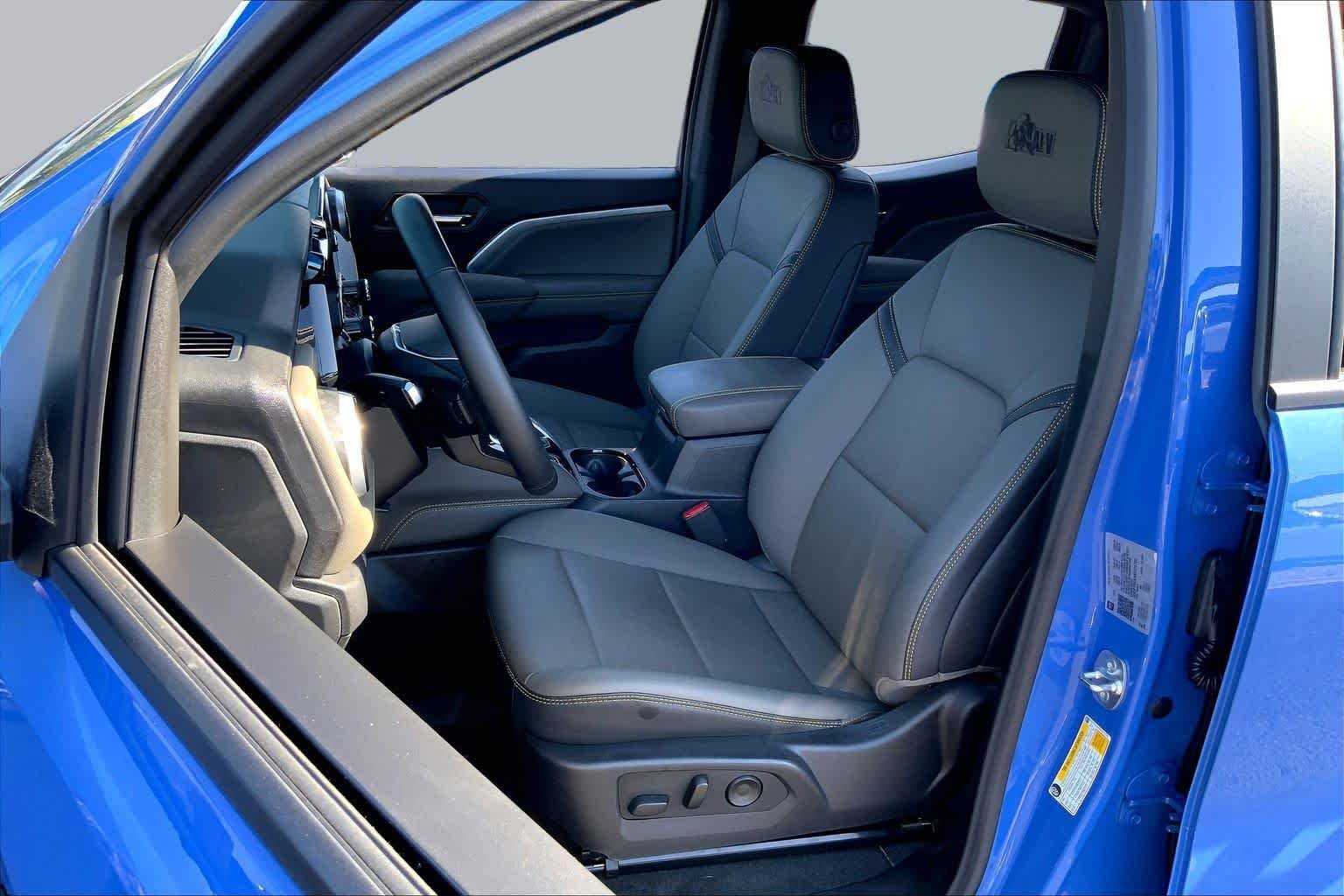 Used 2025 Reef Blue Metallic Chevrolet ZR2 image 8
