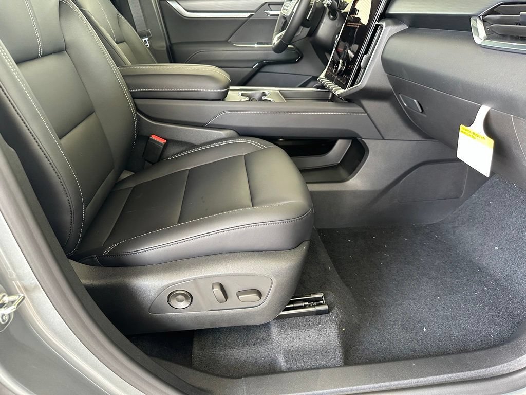2026 GMC Acadia Elevation - Photo 42