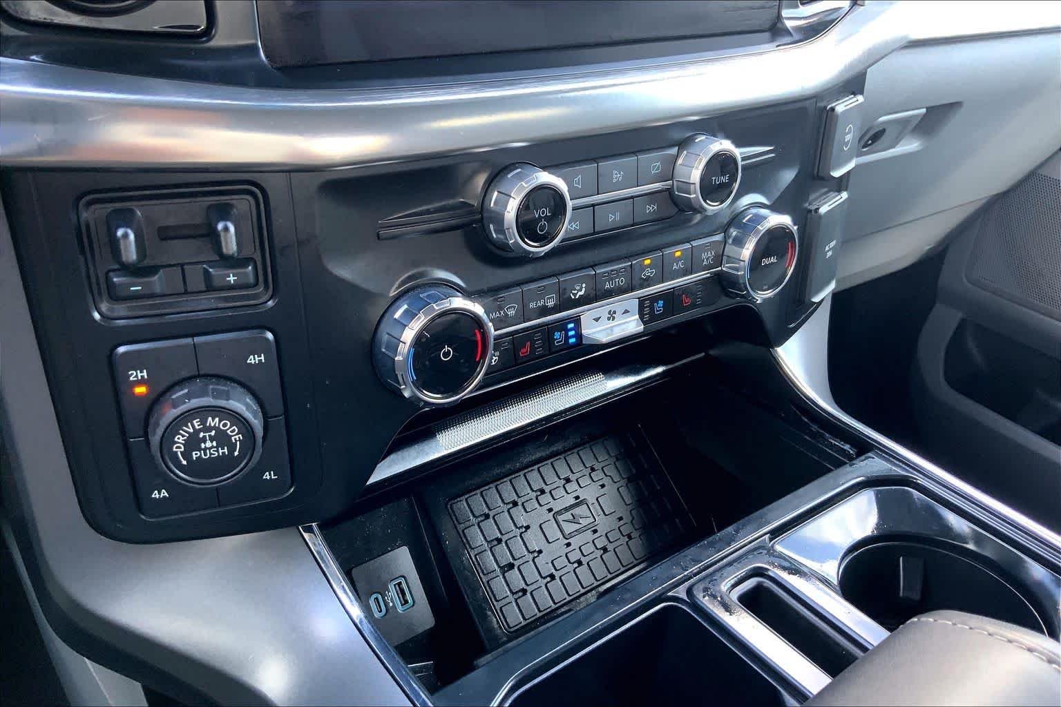 Used 2023 Avalanche Ford LARIAT image 36