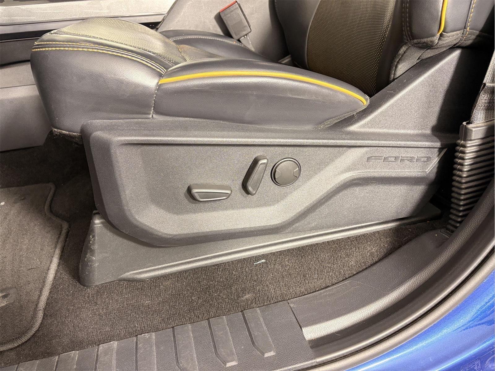 Used 2022 Atlas Blue Ford Tremor image 13
