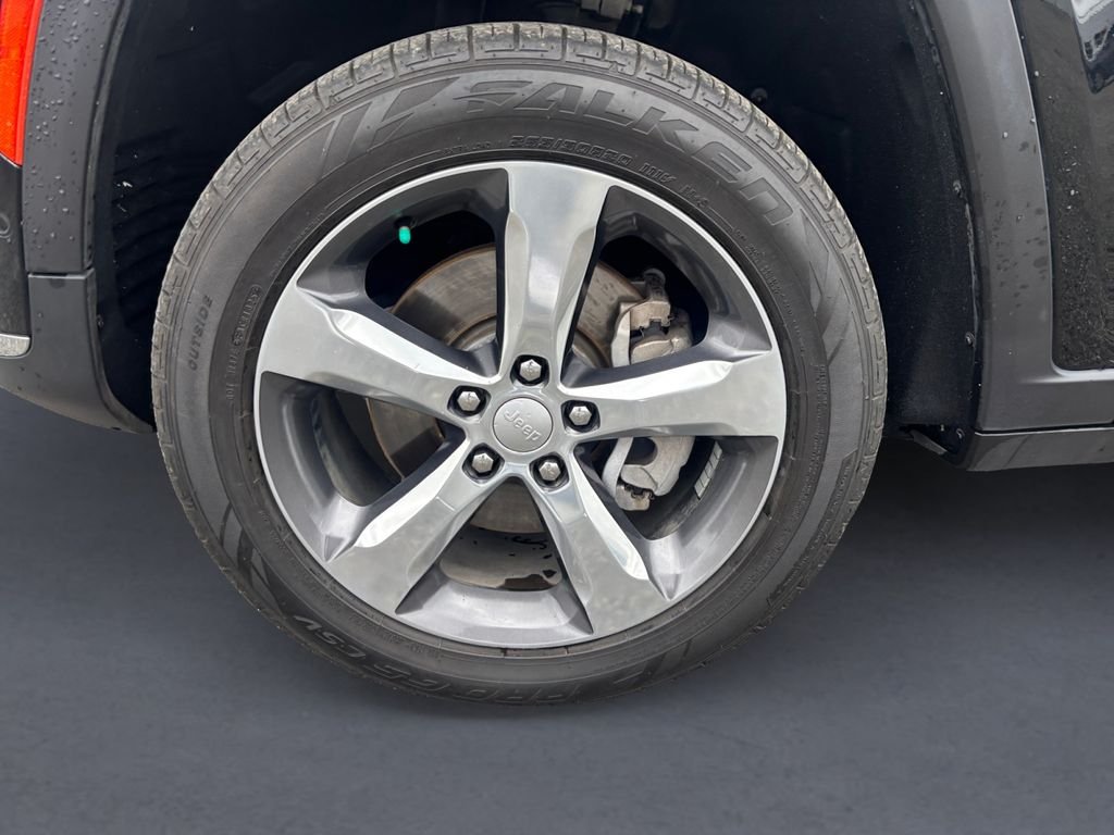 Used 2021 Black Jeep Limited image 10