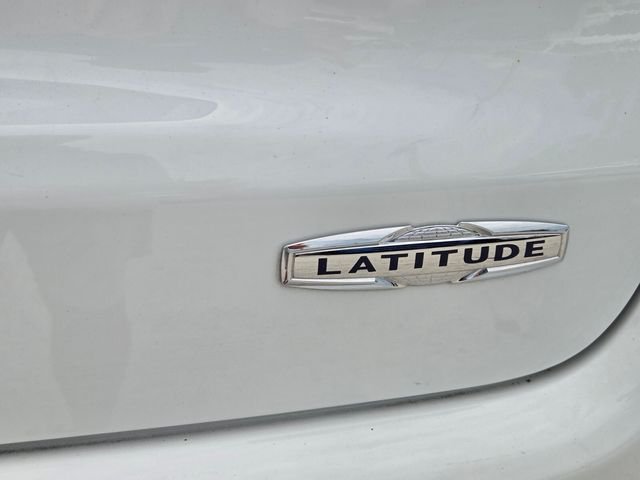 Certified Used 2025 White Jeep Latitude image 11