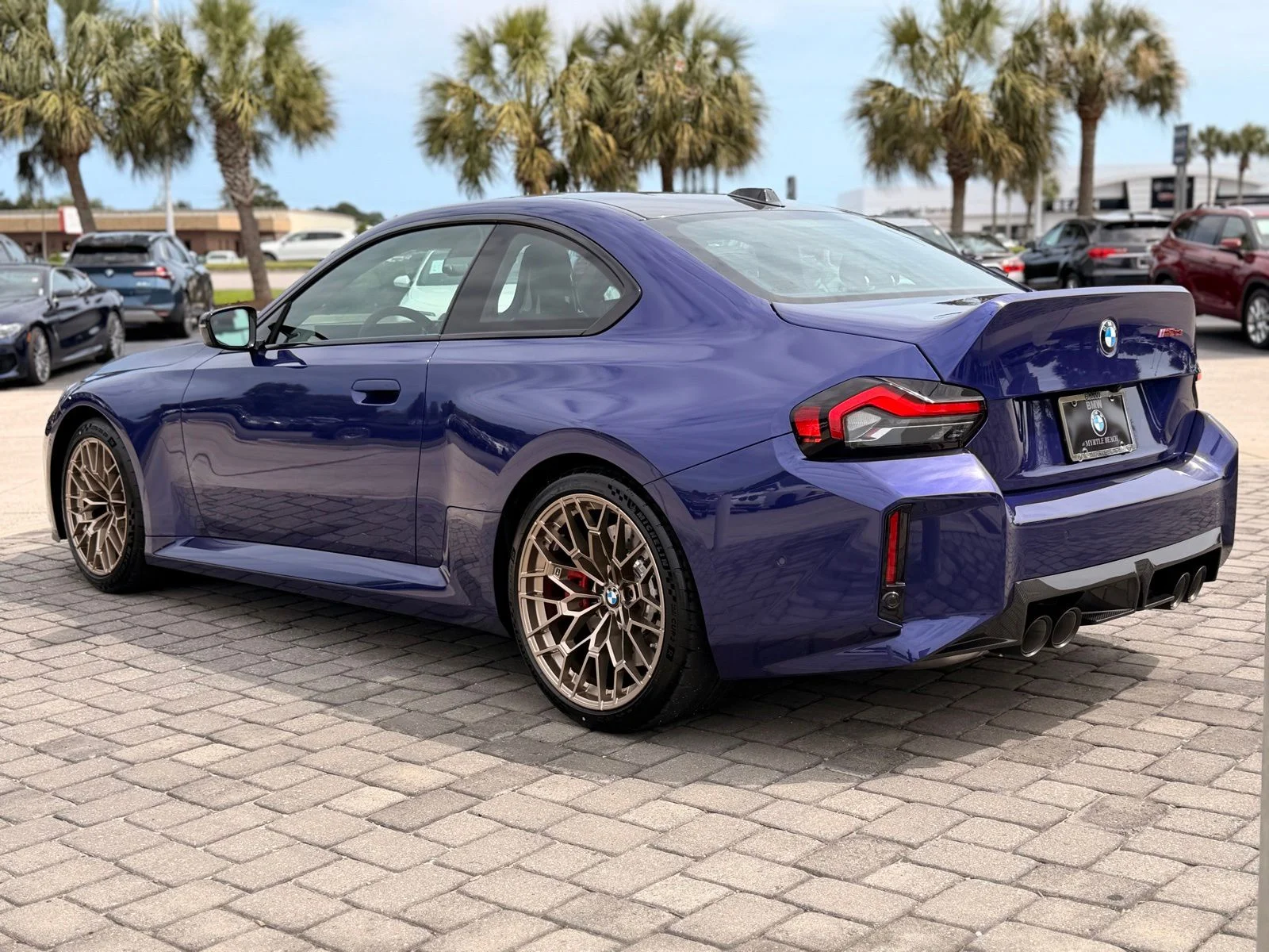 New 2026 Velvet Blue Metallic BMW CS image 9