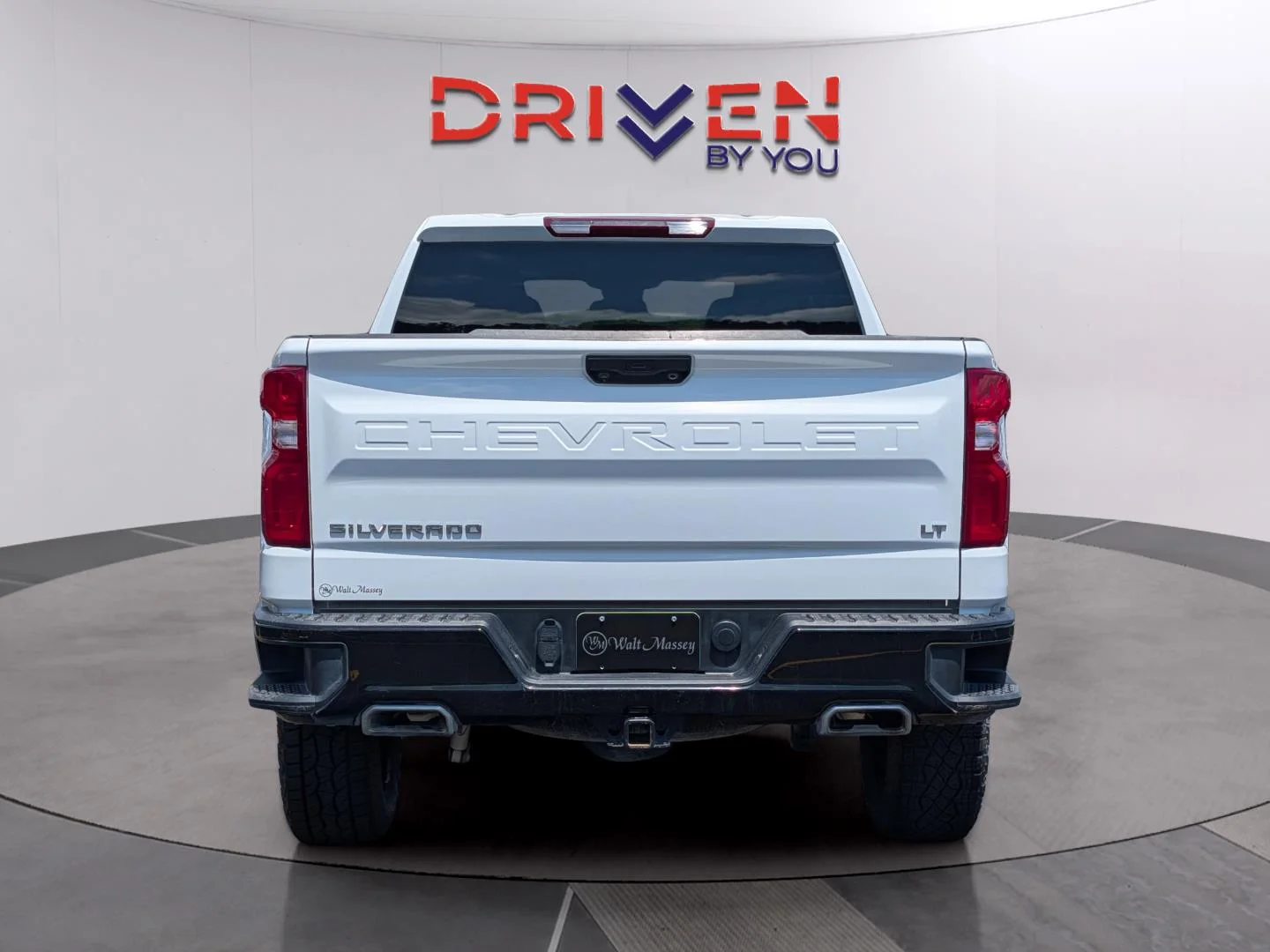 Used 2024 Summit White Chevrolet LT Trail Boss image 4