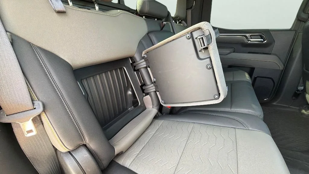 Used 2024 Summit White Chevrolet ZR2 image 30