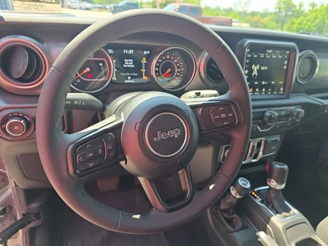 Used 2023 Gray Jeep Sport S image 16