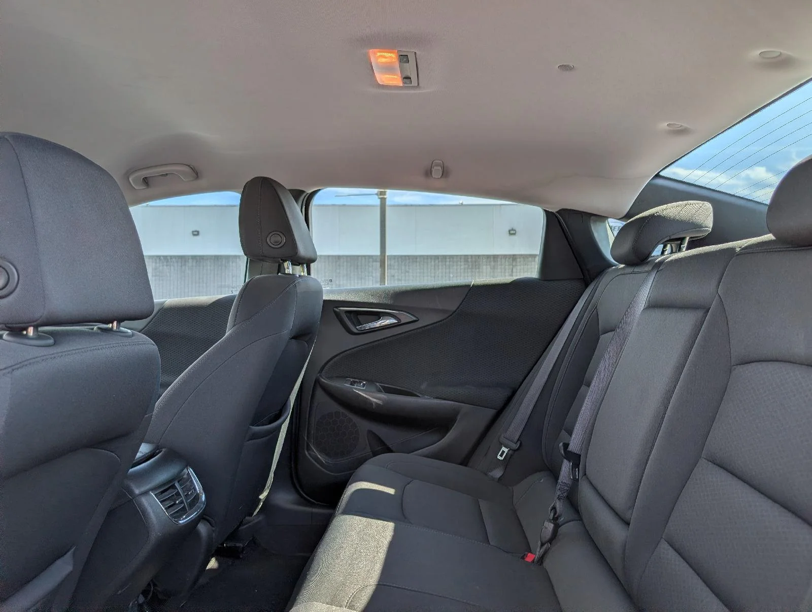 Used 2018 SANDY RIDGE METALLIC Chevrolet LT image 12