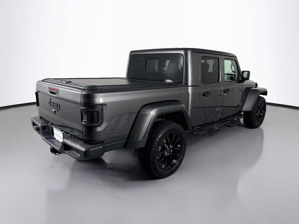 Used 2024 Gray Jeep Sport image 9