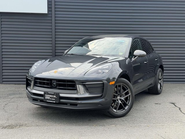 2023 Porsche Macan T