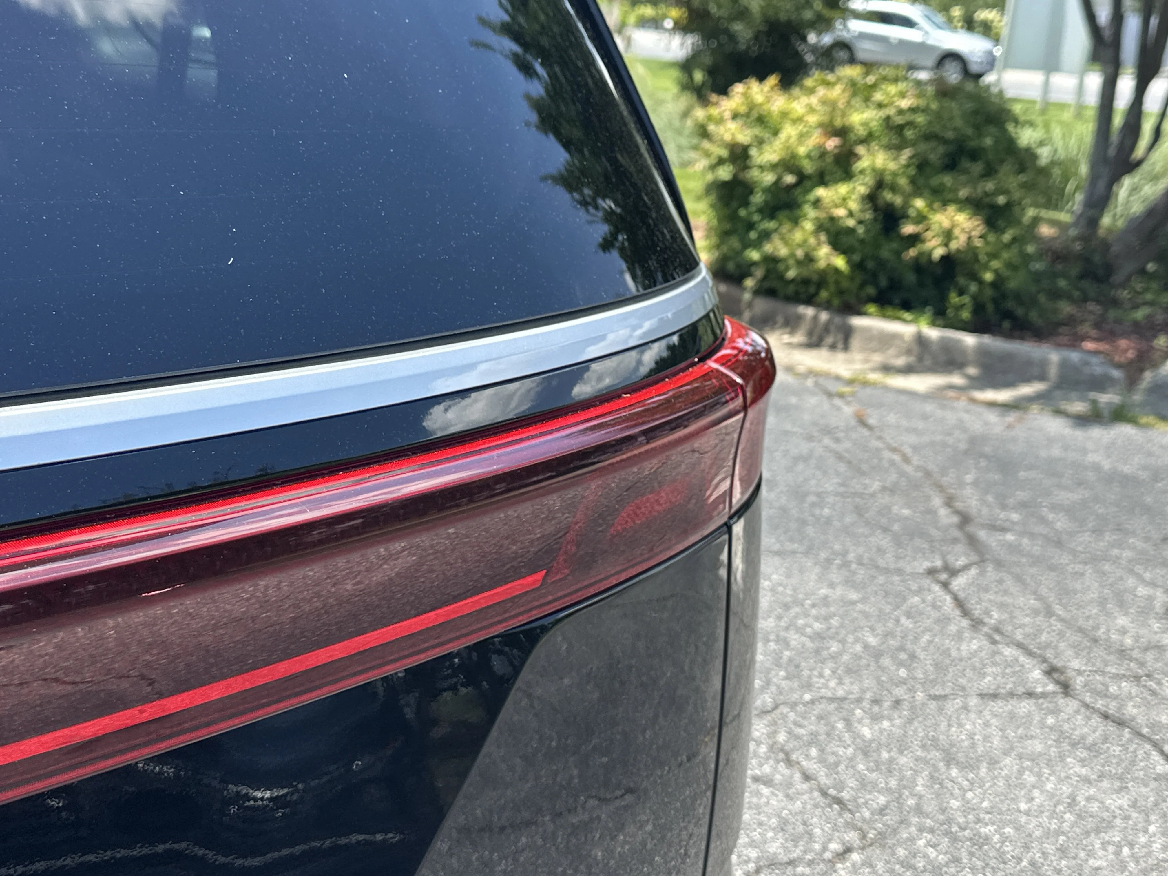 Certified Used 2024 Aurora Black Pearl Kia LX image 23