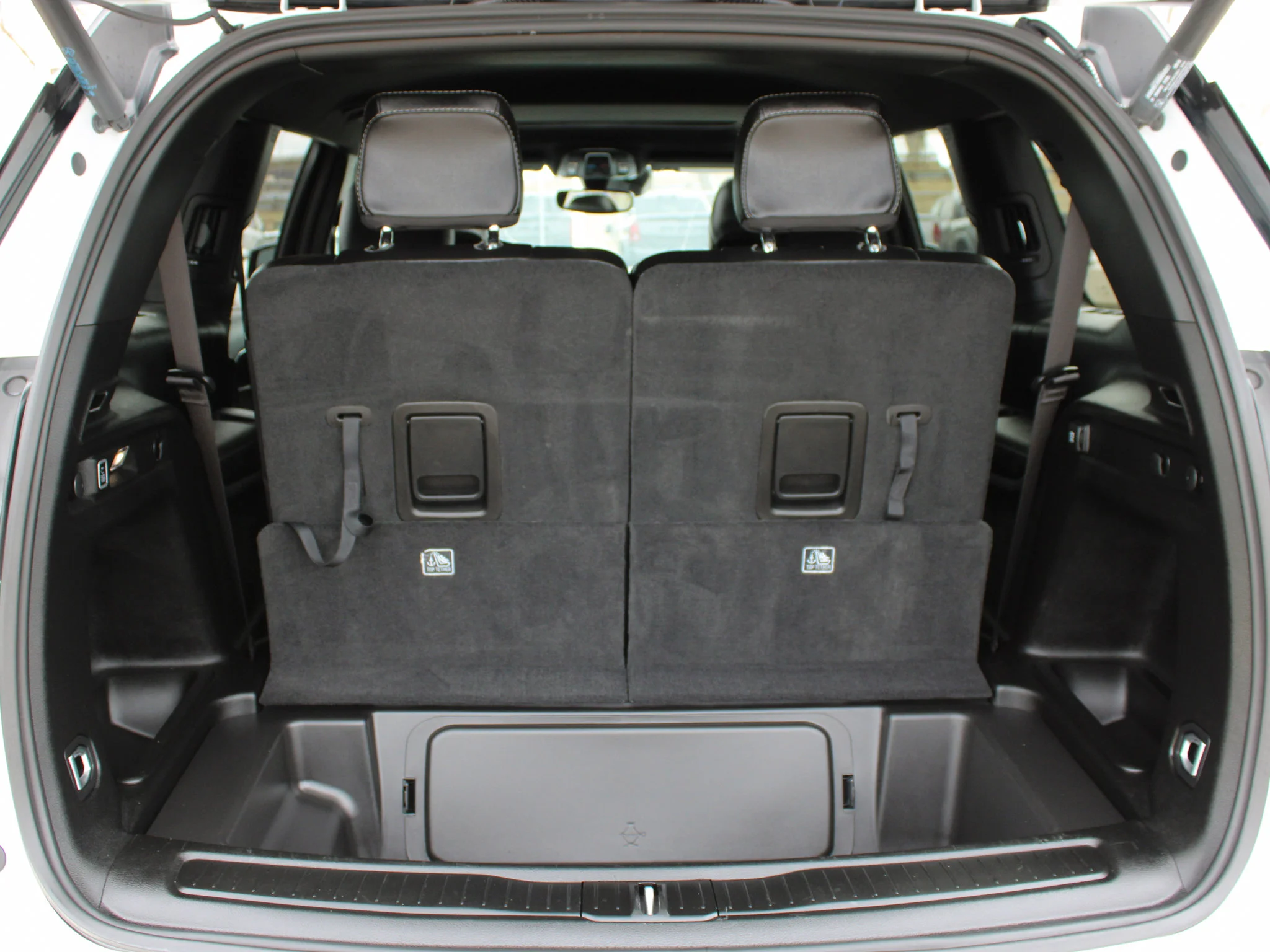 Certified Used 2024 White Jeep Altitude * No Accidents | Trailer Tow | Sunroof | Heated Seats | Adaptive Cruise | Captain