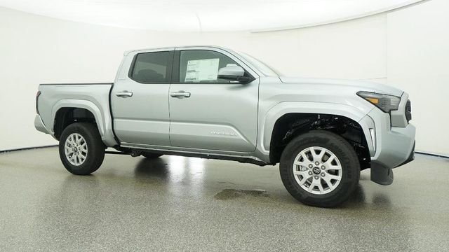 New 2026 Celestial Silver Metallic Toyota SR5 image 5