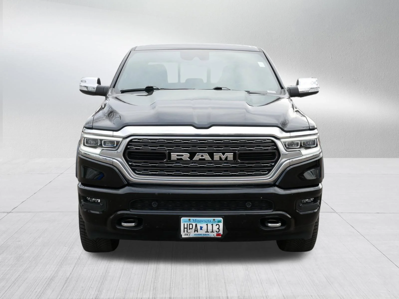 Used 2022 RAM Ram 1500 Pickup Limited with VIN 1C6SRFHT5NN259889 for sale in Brooklyn Park, Minnesota