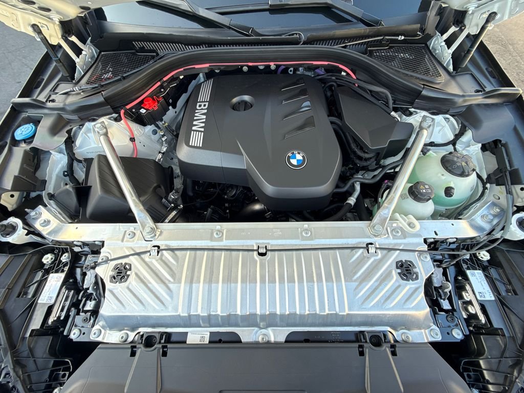 New 2026 Alpine White BMW 30 xDrive image 8