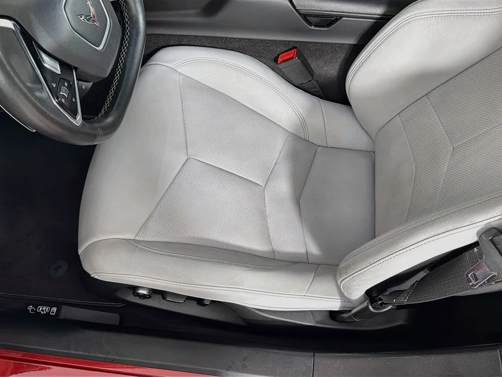 Used 2022 Red Chevrolet Stingray image 20