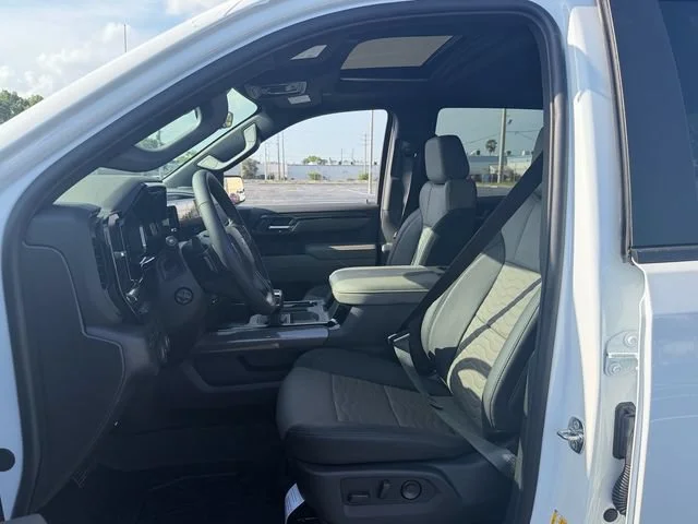 New 2026 Summit White Chevrolet ZR2 image 7