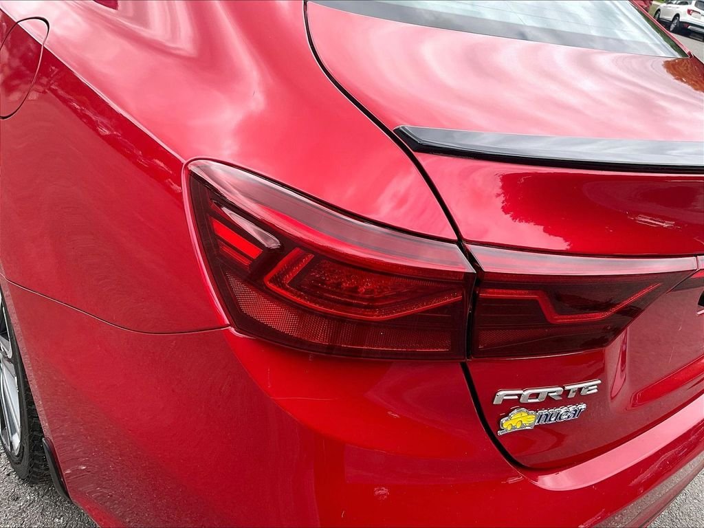 Used 2021 Red Kia GT image 31