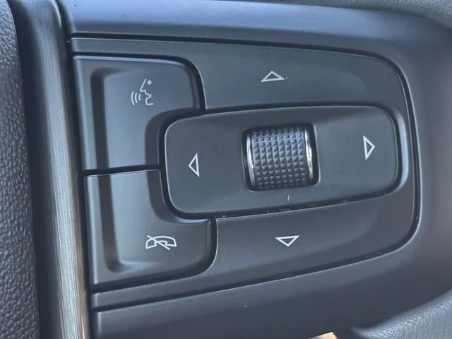 Used 2025 Sterling Metallic GMC AT4 image 13