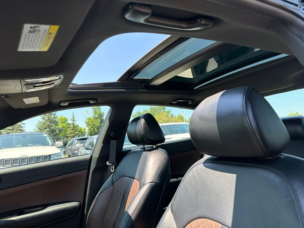 Used 2019 Black Kia SX image 13