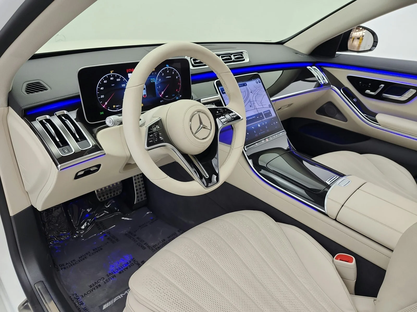 Used 2023 MANUFAKTUR Diamond White Mercedes-Benz S 500 4MATIC® Sedan image 12