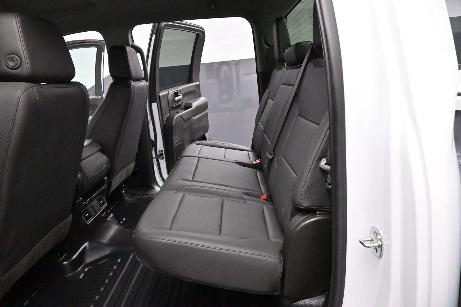 Used 2025 Summit White GMC Pro image 27