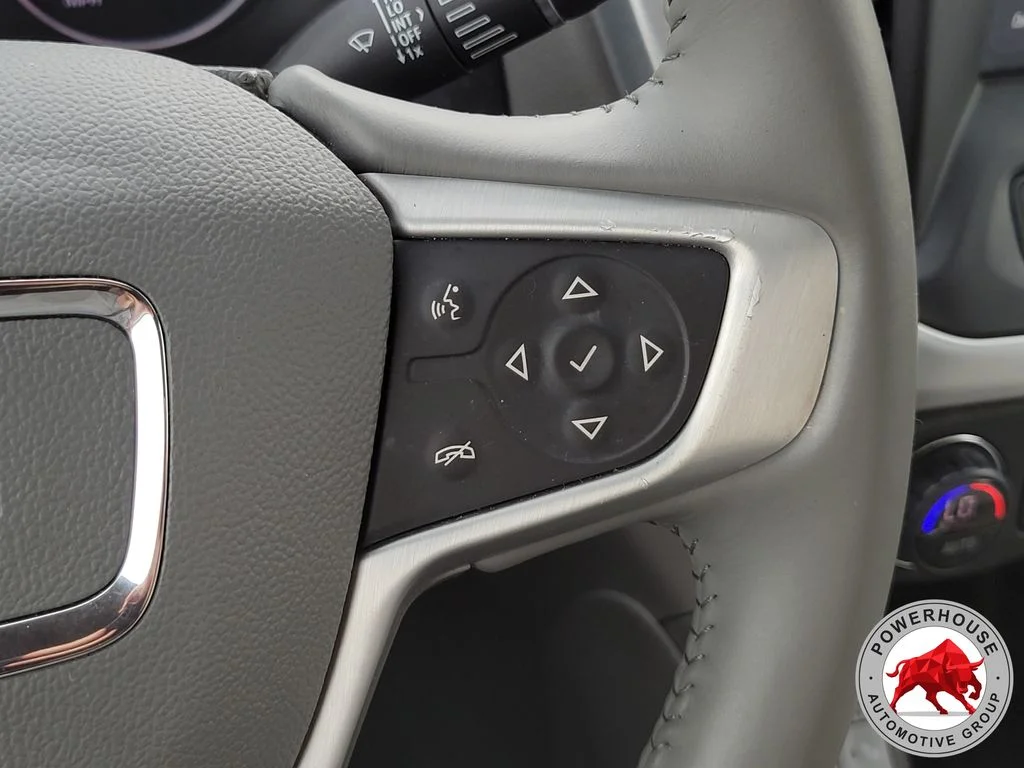 Used 2019 Gray GMC SLE-2 image 30
