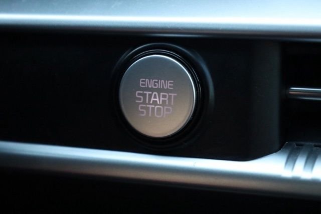 Used 2023 White Pearl Kia GT-Line image 27