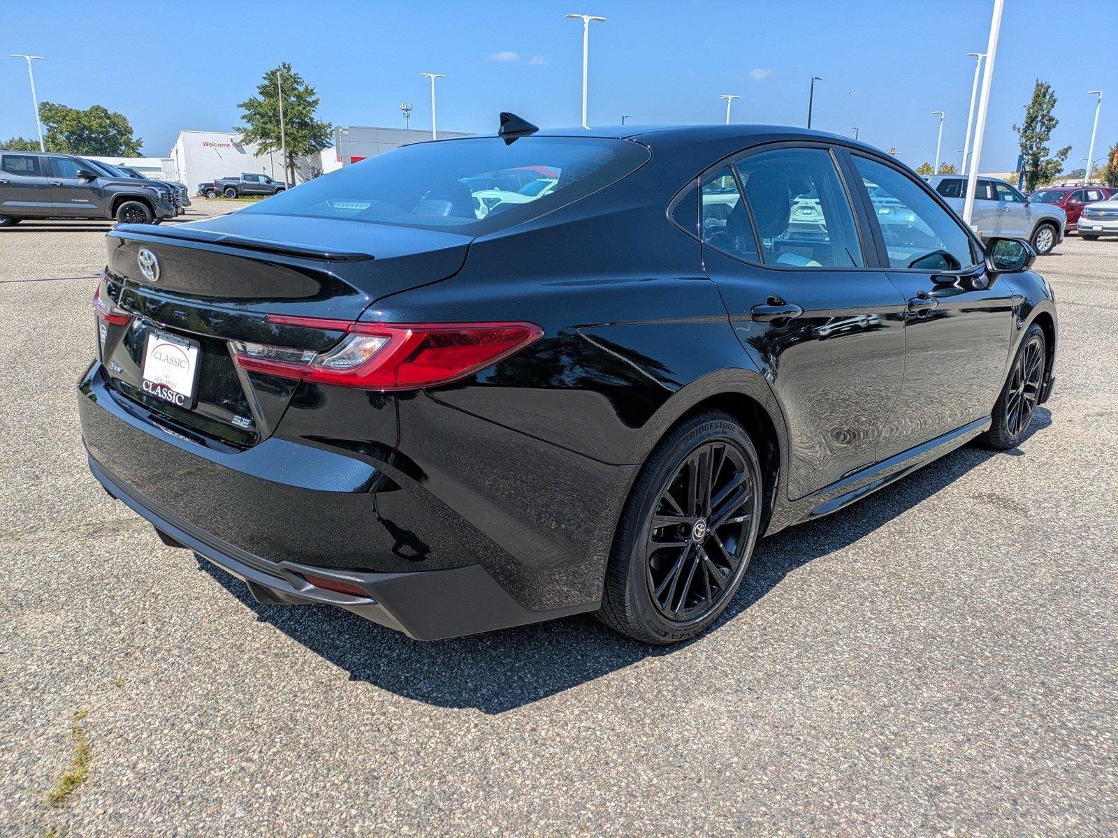 Used 2025  Toyota SE image 4