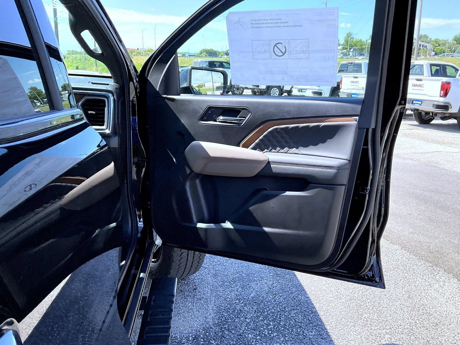 2026 GMC Canyon Denali - Photo 16