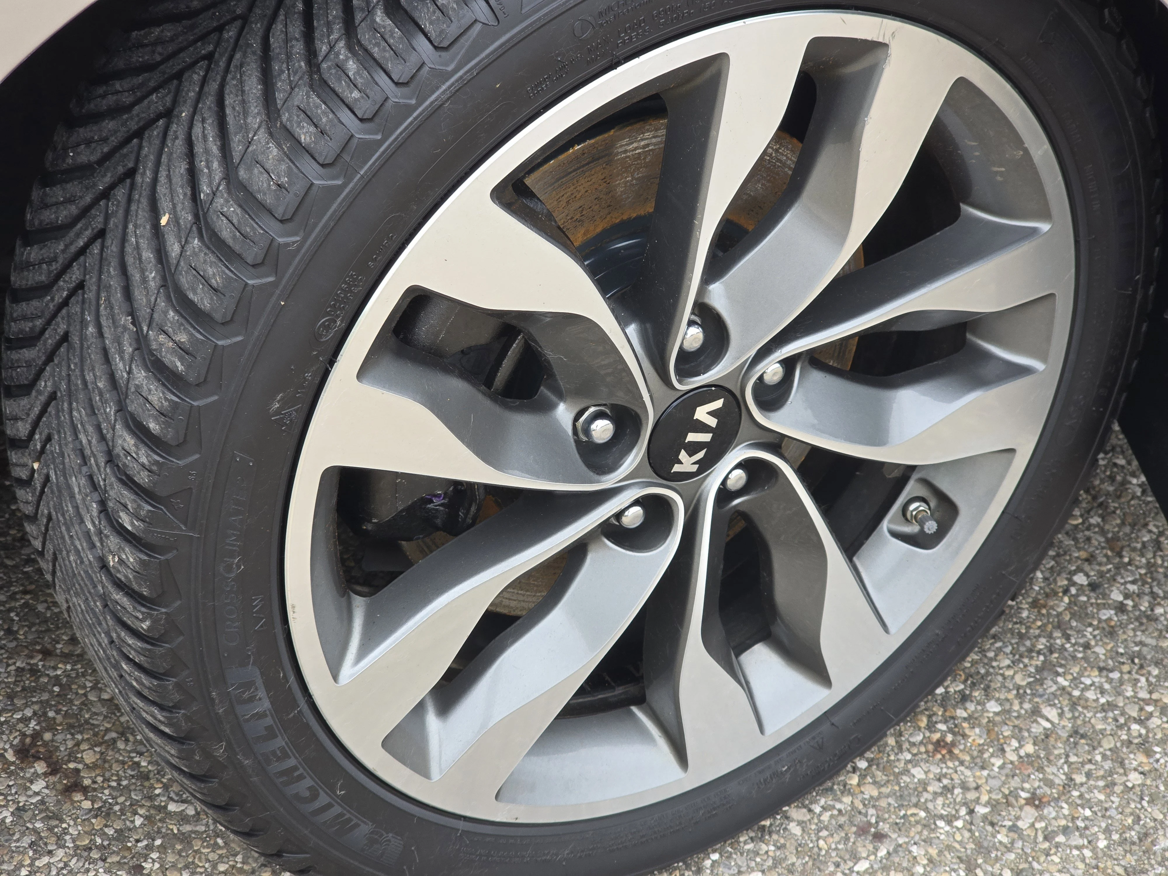 Used 2014 Satin Metal Kia SX Turbo image 10