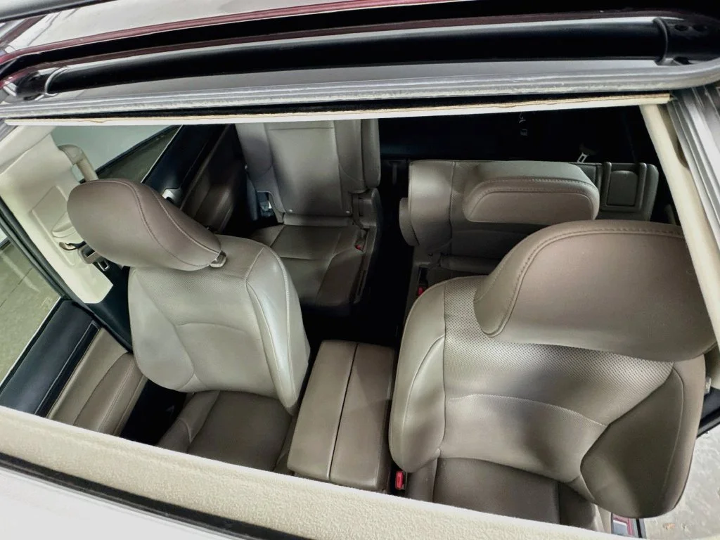 Used 2020 Red Lexus 460 image 27