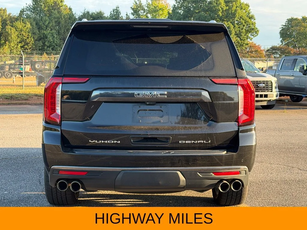 Used 2023 ONYX BLACK GMC Denali Ultimate image 5