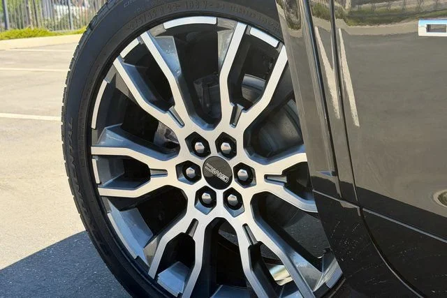 New 2026 Ebony Twilight Metallic GMC Denali Ultimate image 9
