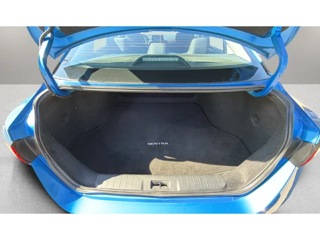 Used 2025 Blue Nissan SR image 31