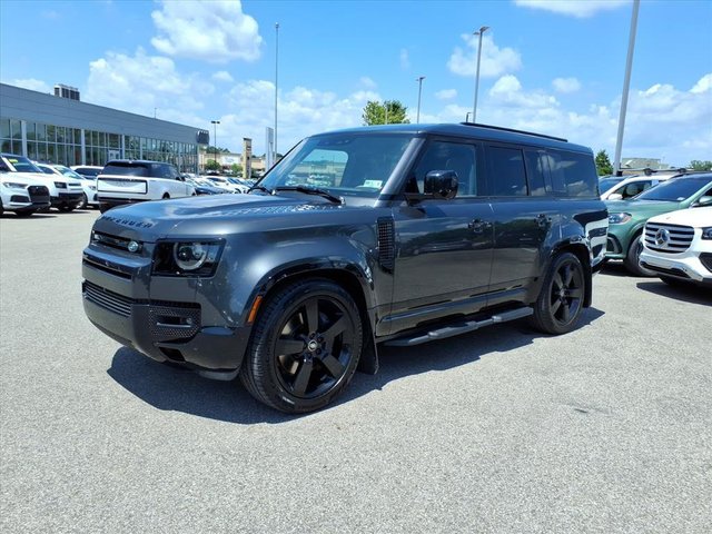 2025 Land Rover Defender 130