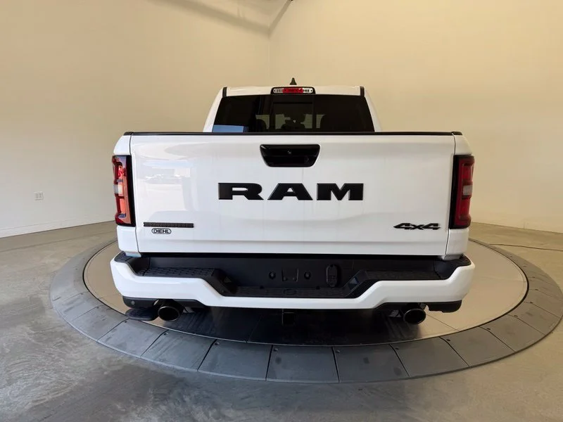 New 2026 Bright White Clear-Coat Exterior Paint RAM Big Horn/Lone Star image 6