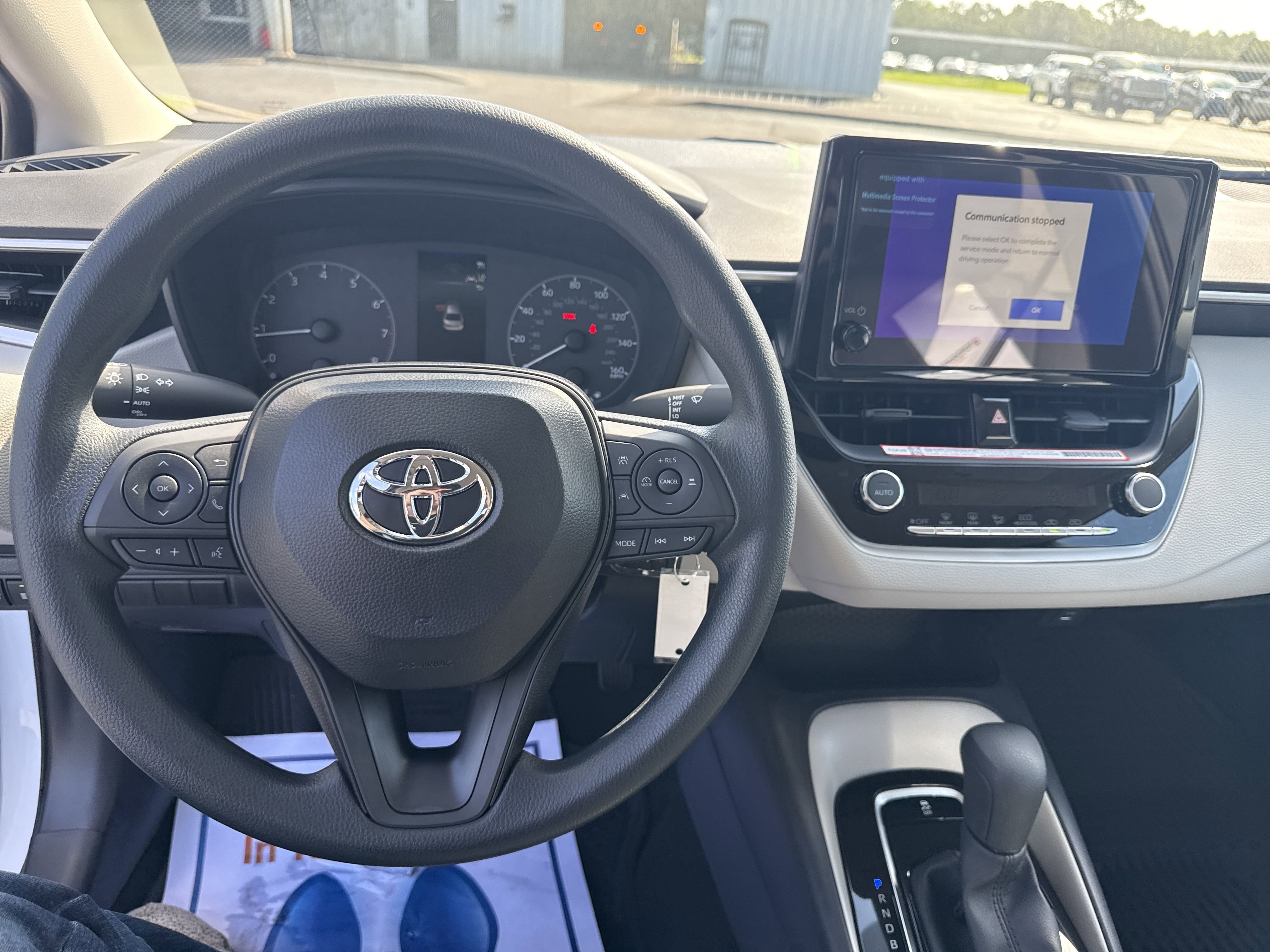 Used 2025  Toyota  image 16