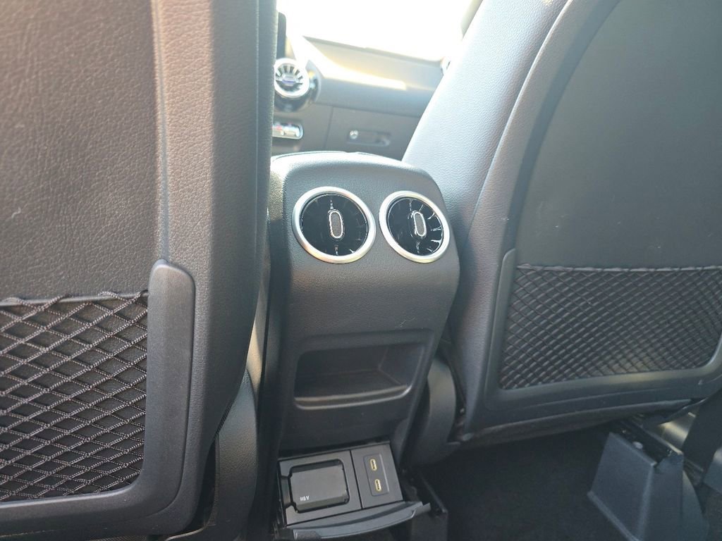 New 2026 Mountain Grey Metallic Mercedes-Benz GLA 250 image 63