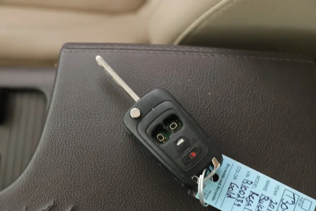 Used 2011 Beige Buick CXL image 23