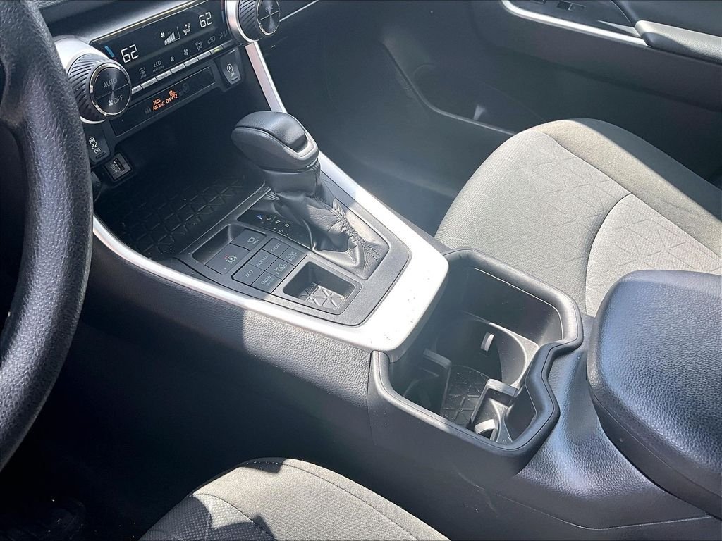Used 2024 White Toyota XLE image 20
