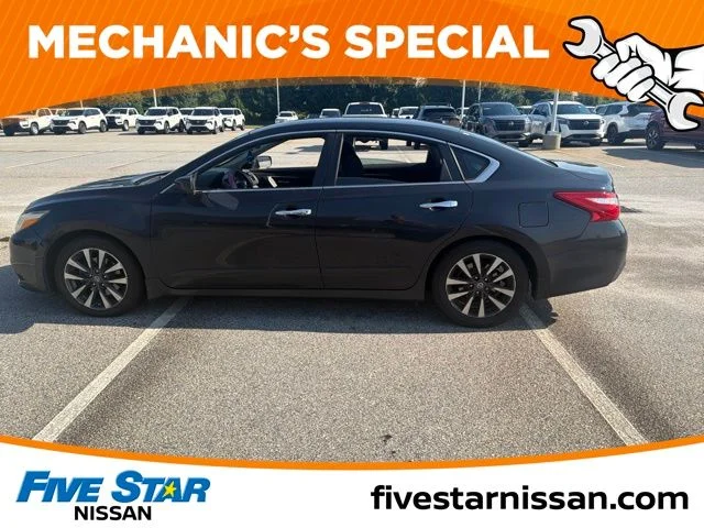 Used 2017 Blue Nissan 2.5 SV image 15
